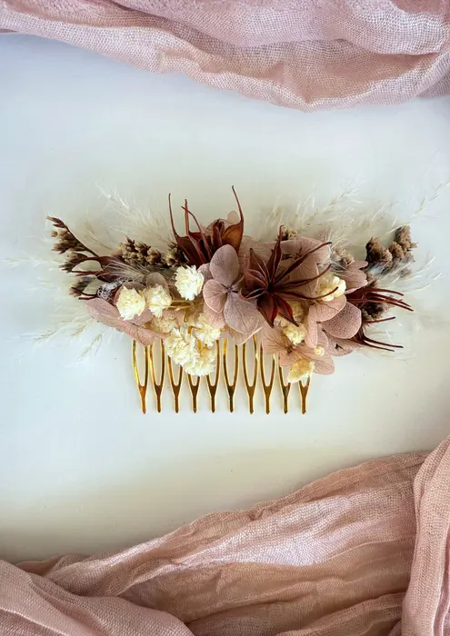 מסרקית ורוד חמרה